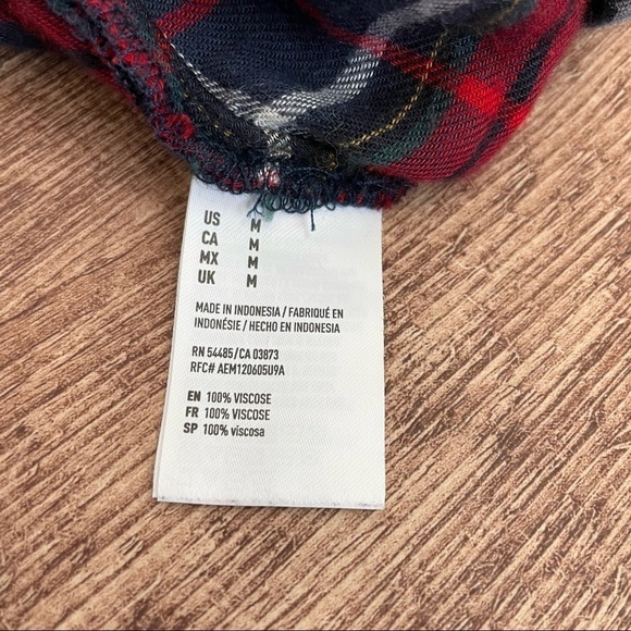 American Eagle Plaid Ahh-mazingly Soft Boy Flannel Size Medium - Picture 4 of 4